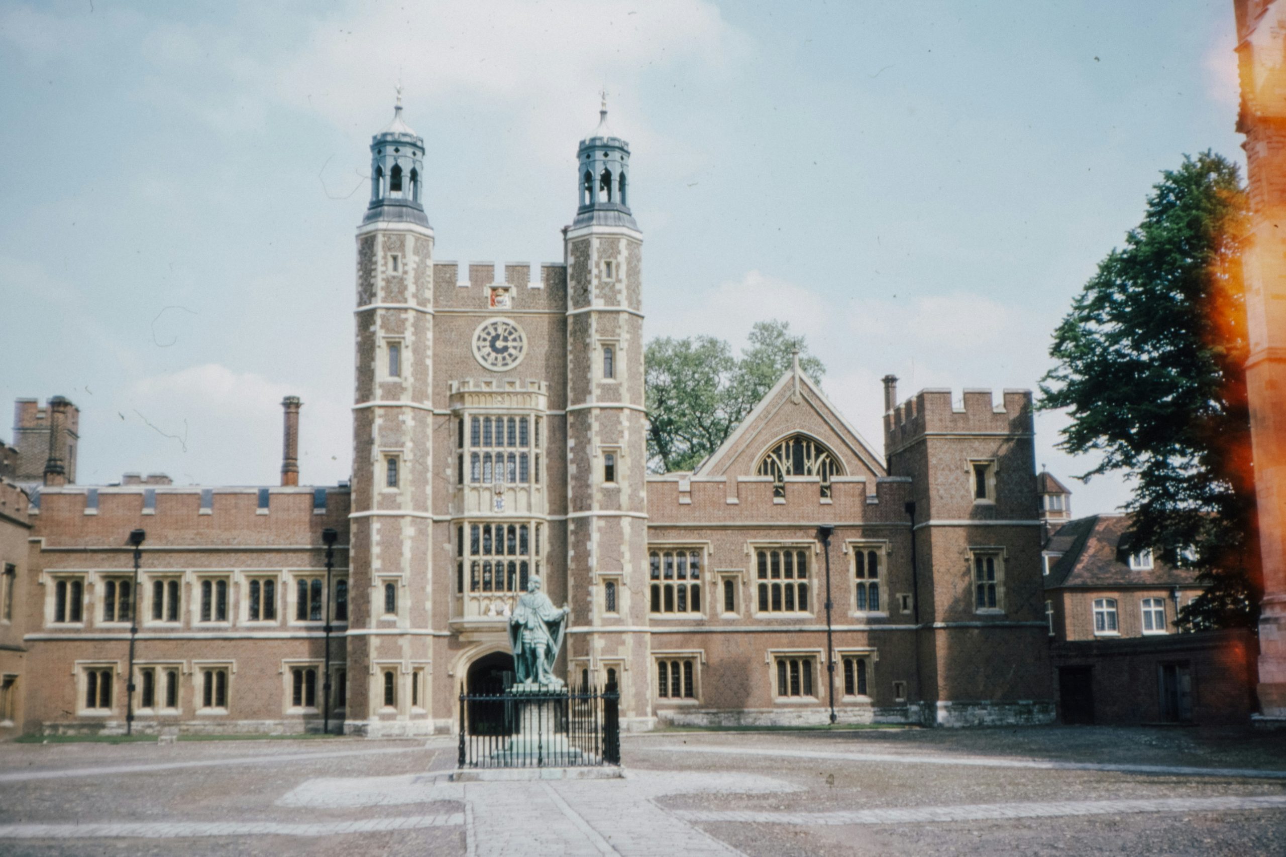 Best Boarding Schools UK | 2026 Guide | Briggate